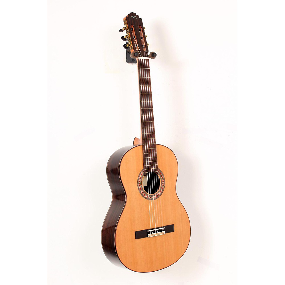 UPC 888365320076 product image for Used Manuel Rodriguez Av Classical With Solid Cedar Top Regular 888365320076 | upcitemdb.com