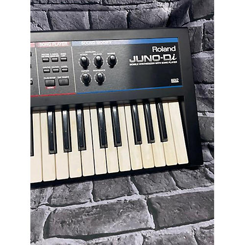 Roland Juno DI Synthesizer | Musician's Friend