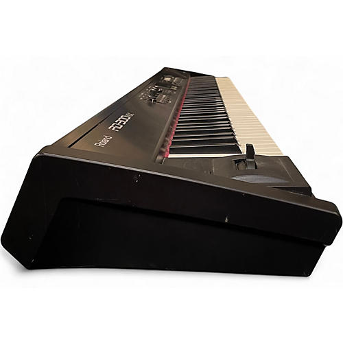 Roland Used Roland RD-300NX Stage Piano | Musician's Friend