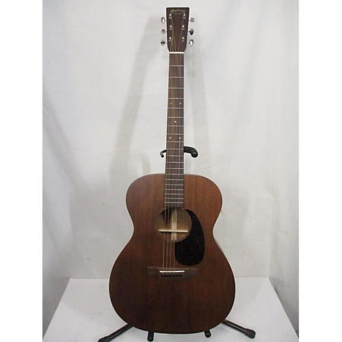 00015M Acoustic Guitar