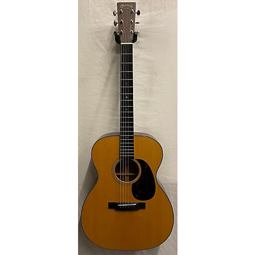 Martin 00018 Acoustic Guitar Natural