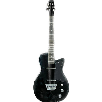 Silvertone 1303 BK Solid Body Electric Guitar