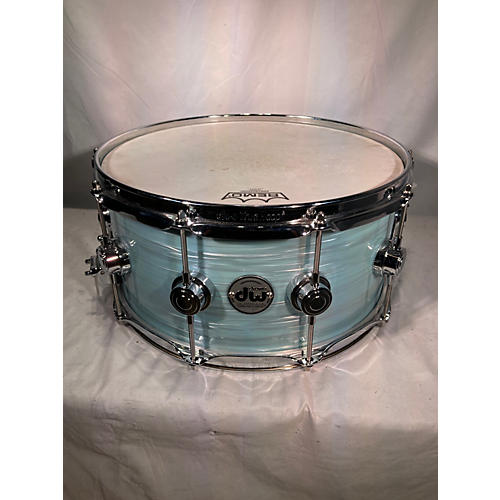 DW 14X6.5 Collector's Series Maple Snare Drum Pale Blue Oyster 213