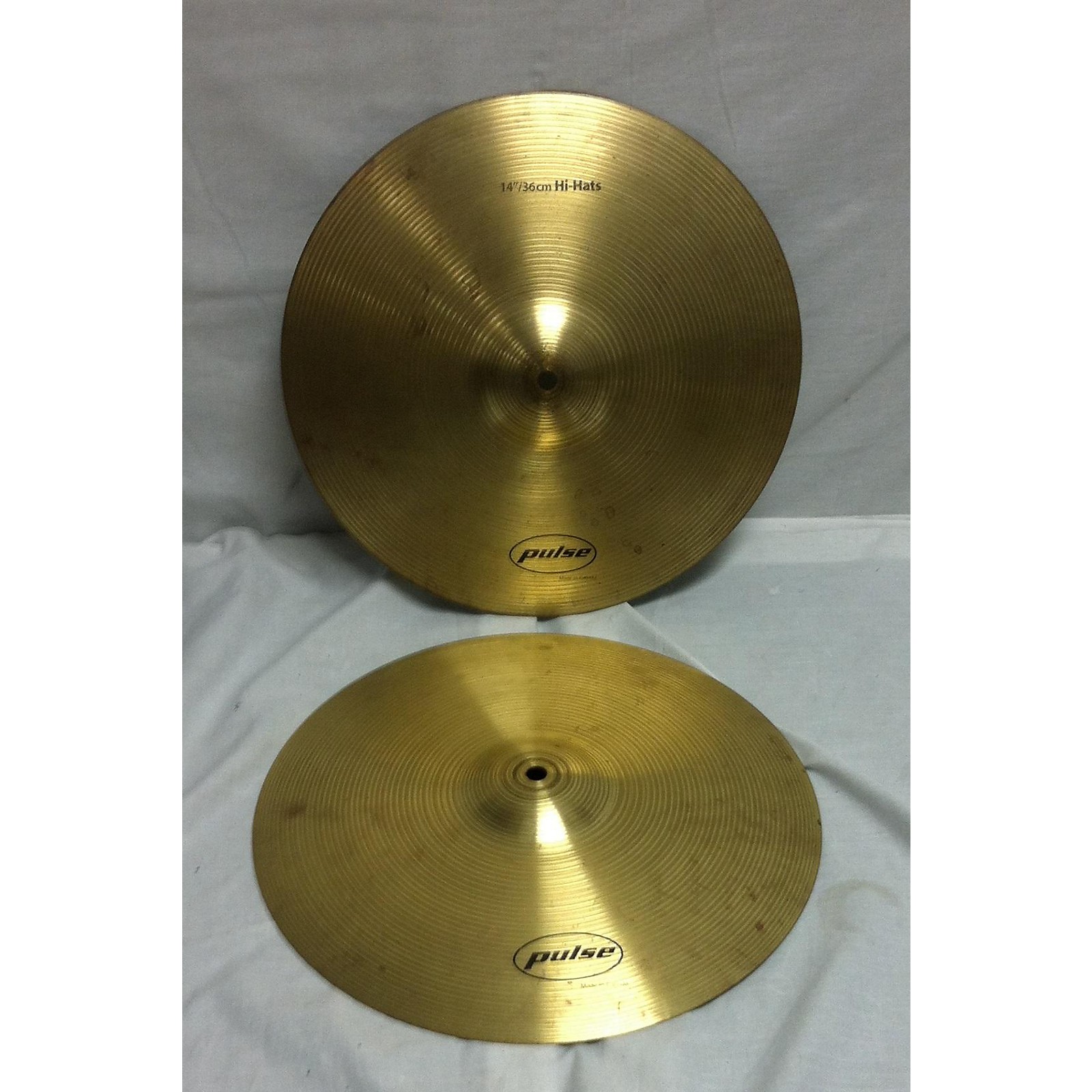 Used Pulse 14in Hi Hats Cymbal 33 Musician's Friend