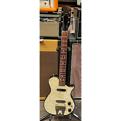 Magnatone 1956 Mark III Deluxe Solid Body Electric Guitar