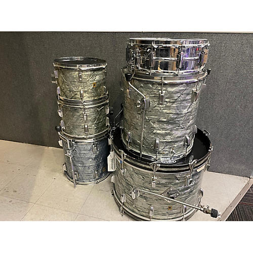 Ludwig 1960s Super Classic Drum Kit Silver Oyster Pearl