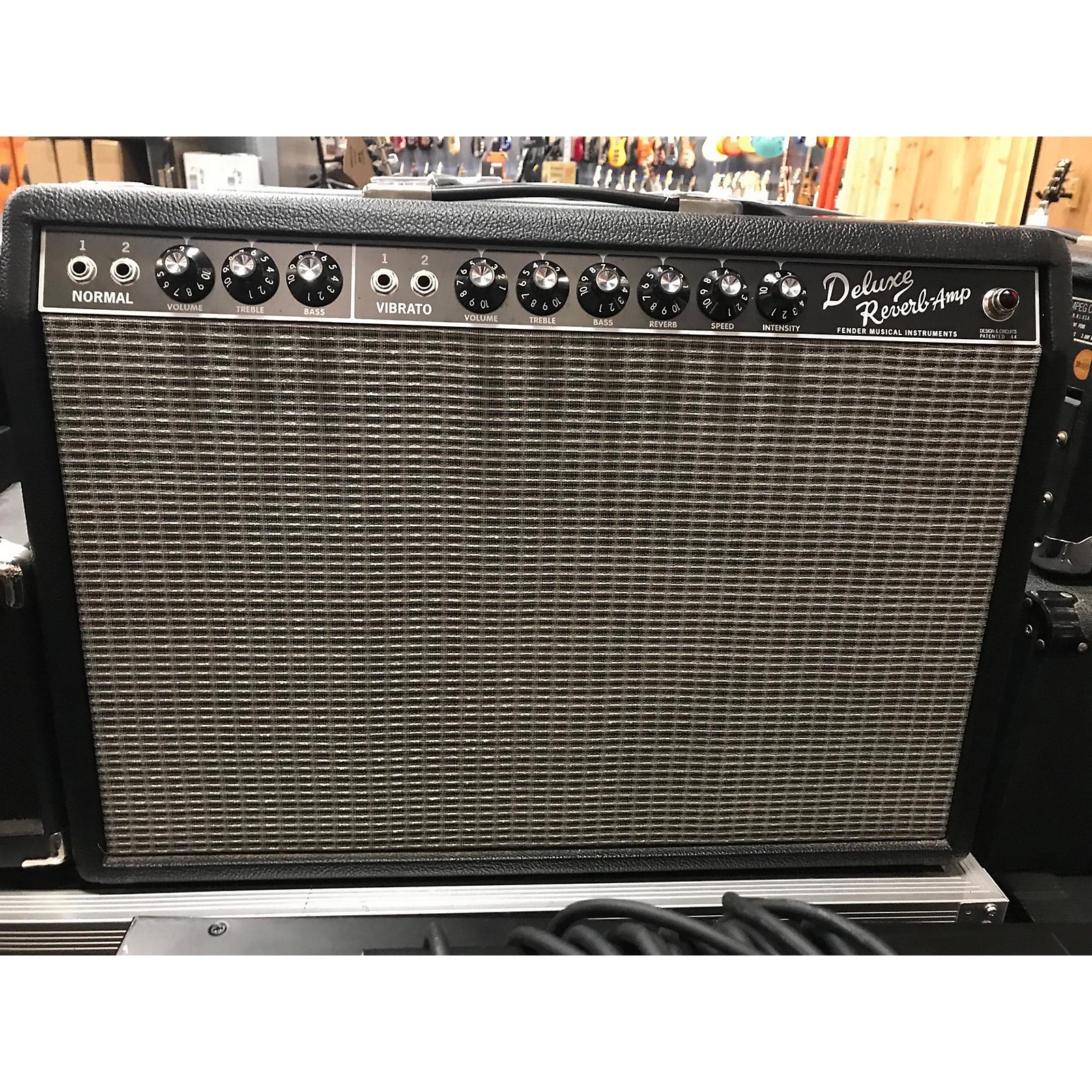 Used Fender 1965 Deluxe Reverb 22W Tube Guitar Amp Head Musician's Friend