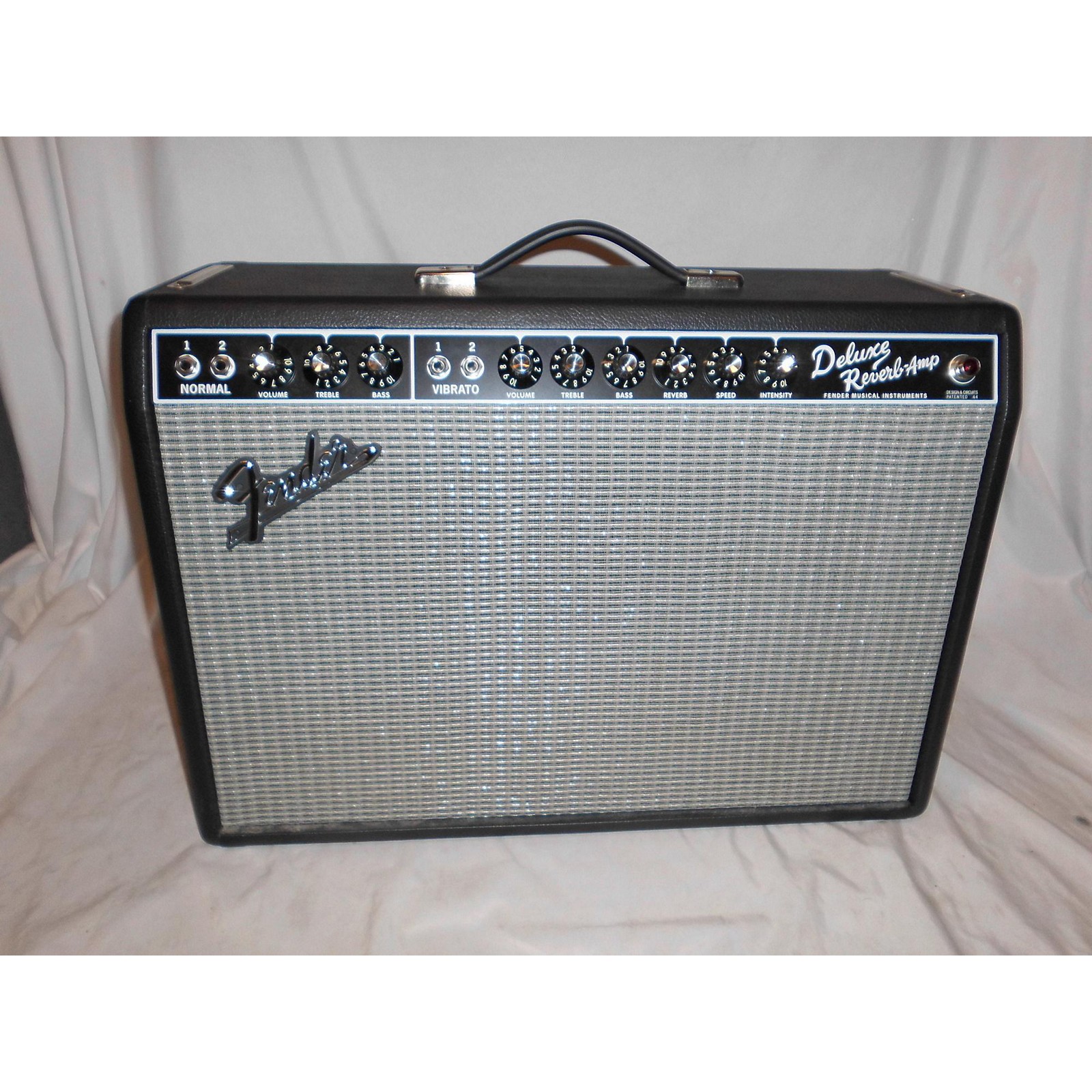 Used Fender 1965 Deluxe Reverb 22W Tube Guitar Amp Head Musician's Friend