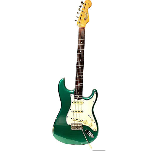 Fender 1965 Stratocaster Solid Body Electric Guitar Sherwood Green (refin)