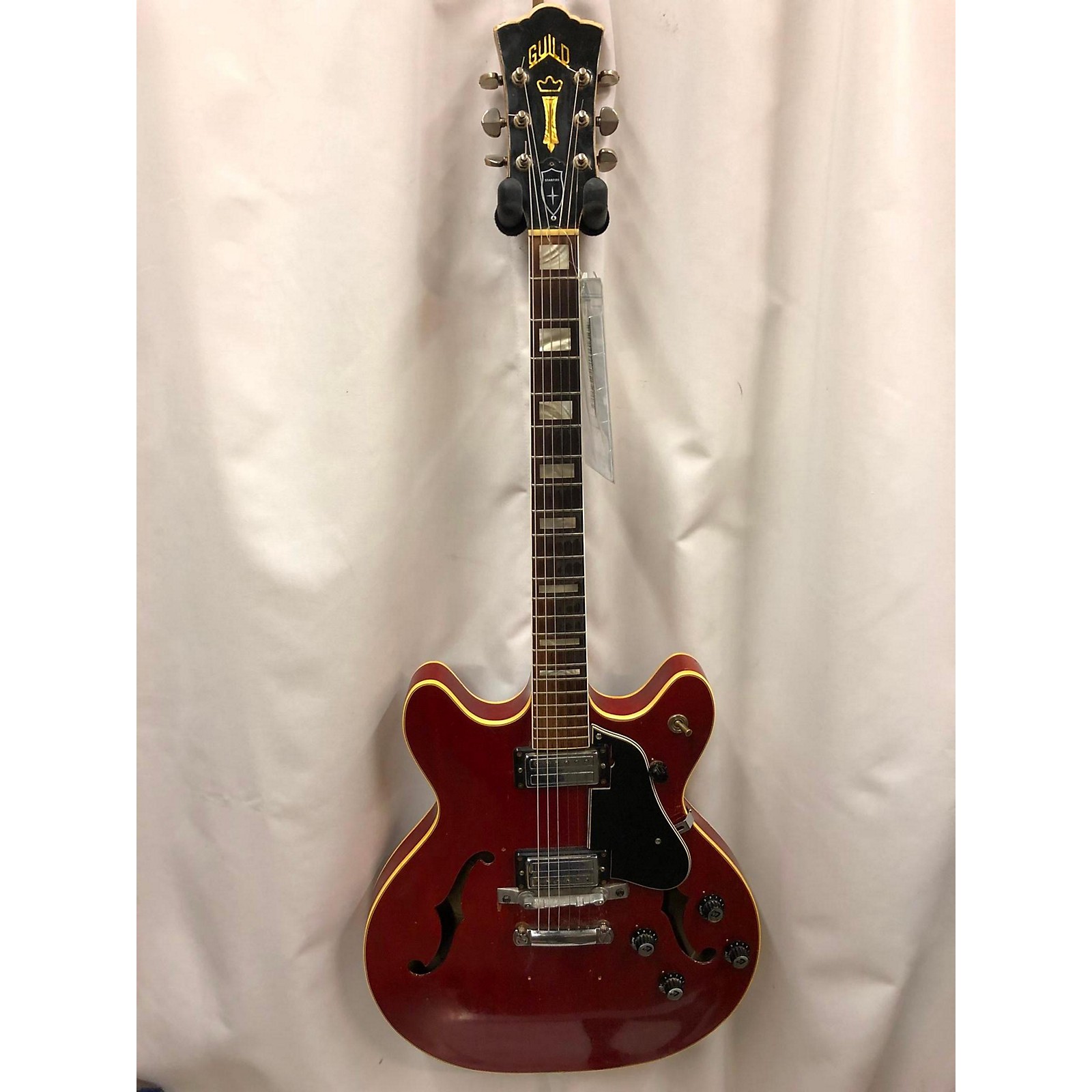 Vintage Guild 1967 Starfire V Hollow Body Electric Guitar Cherry Musician's Friend