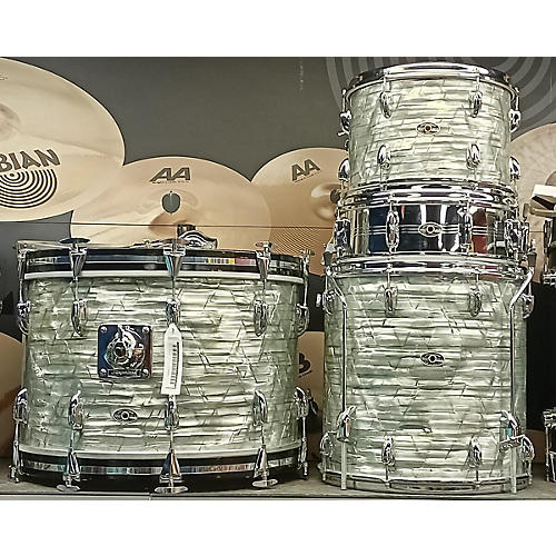 Slingerland 1970s 4pc Kit W/ Chrome Snare Drum Kit Light Blue Pearl