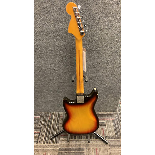 Fender 1977 Mustang Solid Body Electric Guitar 2 Color Sunburst
