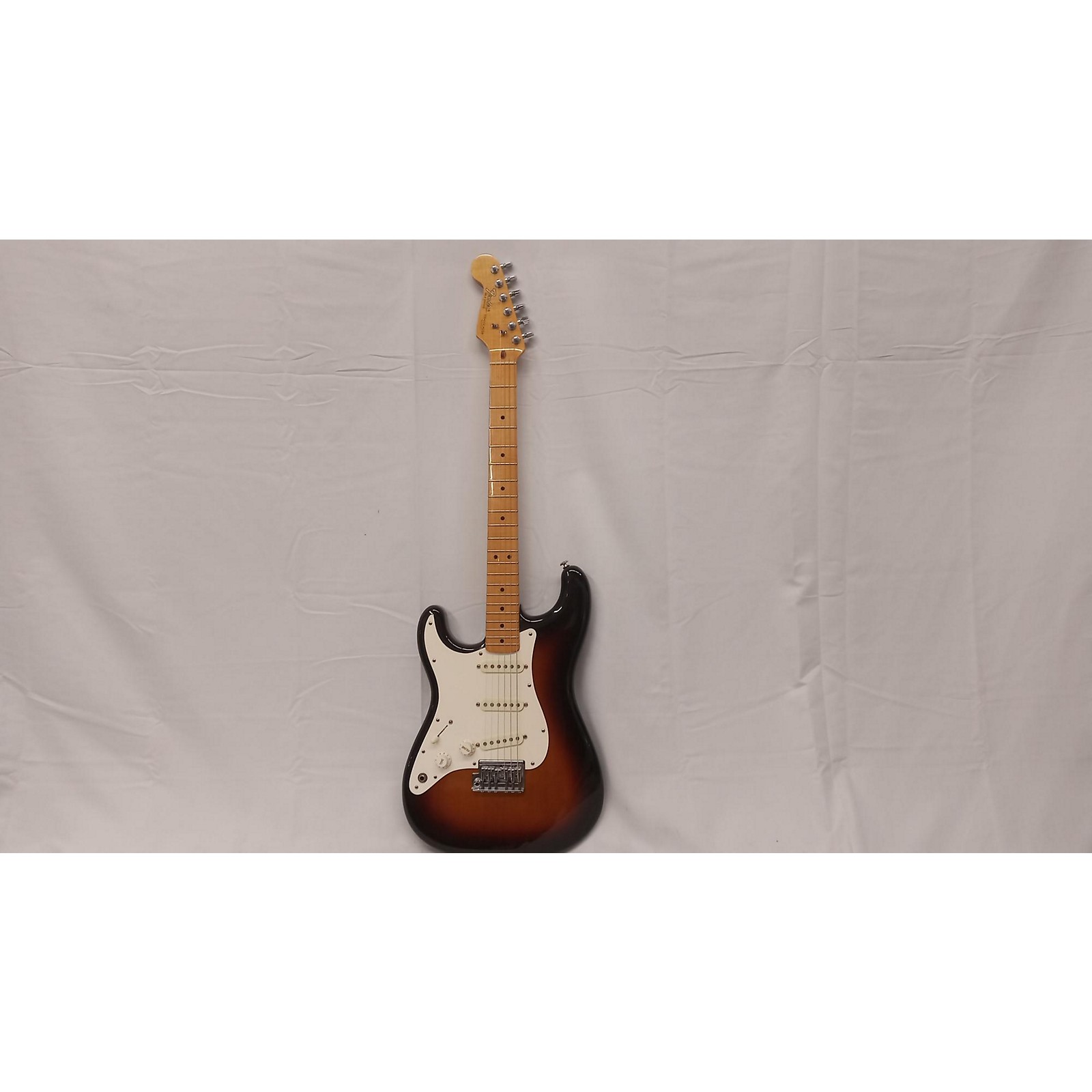 Vintage Fender 1983 LH STRATOCASTER TWO KNOB Solid Body Electric Guitar