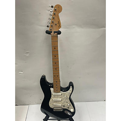 Fender 1989 Artist Series "blackie" Eric Clapton Stratocaster Solid Body Electric Guitar