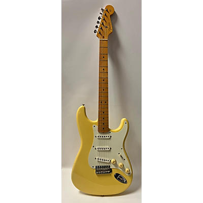 Fender 1993 1962 Reissue Stratocaster Solid Body Electric Guitar