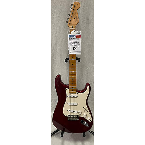 Fender 1997 California Series Stratocaster Solid Body Electric Guitar Candy Apple Red