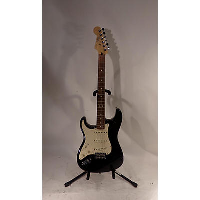 Fender 2000s Stratocaster Electric Guitar