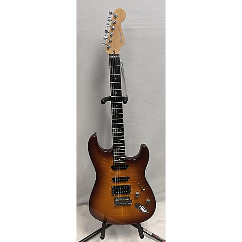 Fender 2004 American Deluxe Stratocaster Hss Fmt Solid Body Electric Guitar Sienna Sunburst