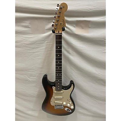 Fender 2005 American Standard Stratocaster Solid Body Electric Guitar