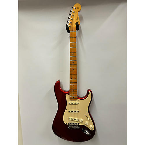 Fender 2005 Artist Series Eric Johnson Stratocaster Solid Body Electric Guitar Candy Apple Red