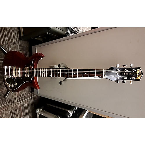 Gretsch Guitars 2008 G5135CVT Solid Body Electric Guitar Red