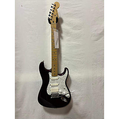 Fender 2010 Standard Stratocaster Solid Body Electric Guitar