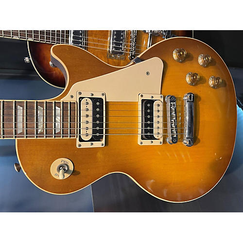 Gibson 2011 Les Paul Traditional Solid Body Electric Guitar HONEYBURST