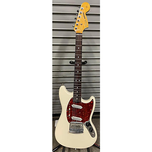 Fender 2012 Classic Series '65 Mustang Solid Body Electric Guitar Olympic White