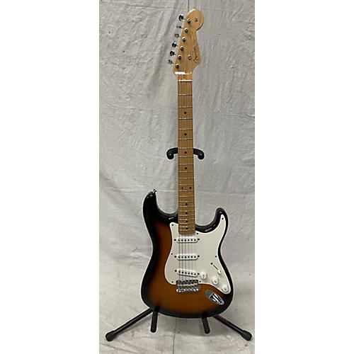 Fender 2014 60th Anniversary 1954 American Vintage Stratocaster Solid Body Electric Guitar Nitro Sunburst