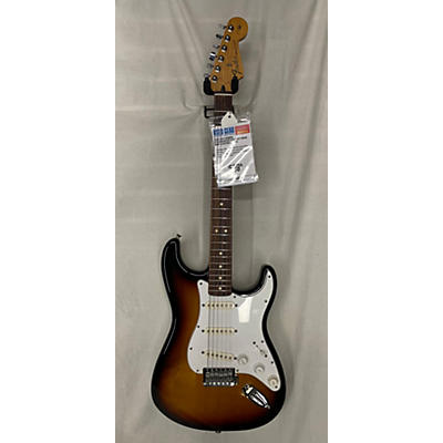 Fender 2014 STRATOCASTER Solid Body Electric Guitar