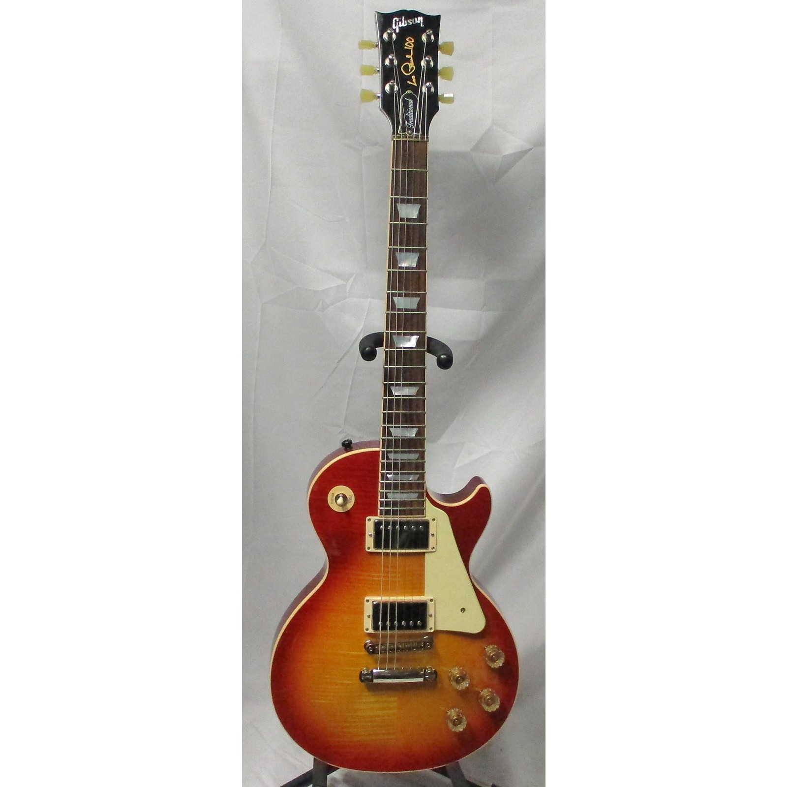 Used Gibson 2015 Les Paul Traditional Solid Body Electric Guitar