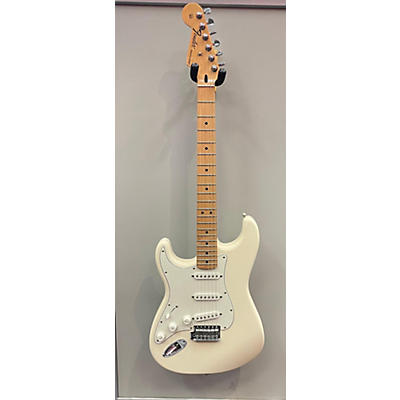 Fender 2015 Modern Player Stratocaster Left Handed Electric Guitar