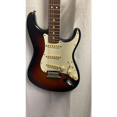 Fender 2016 American Standard Stratocaster SSS Solid Body Electric Guitar 3 Tone Sunburst