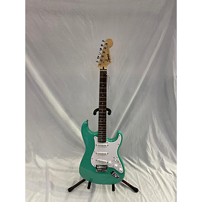 Squier 2018 Affinity Stratocaster Solid Body Electric Guitar