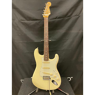 Fender 2019 American Professional Stratocaster SSS Solid Body Electric Guitar