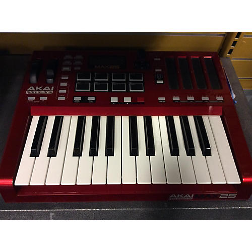 Akai Professional 2019 MAX25 25 Key MIDI Controller | Musician's