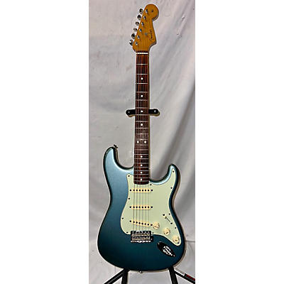 Fender 2019 Vintera 60s Stratocaster Solid Body Electric Guitar