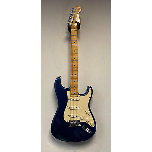 Fender 2020 American Ultra Stratocaster Solid Body Electric Guitar Cobra Blue