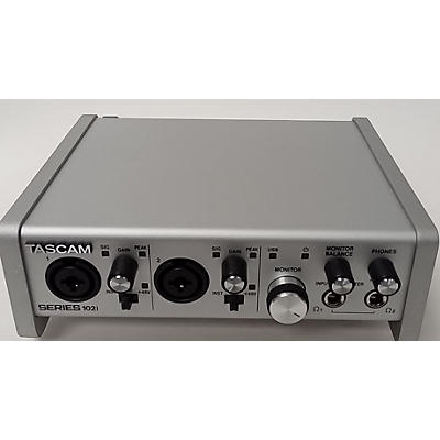 Tascam 2020 SERIES 102I Audio Interface
