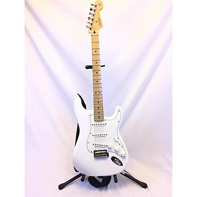 Fender 2020s Player Stratocaster Solid Body Electric Guitar