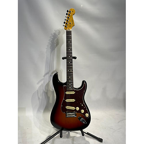 Fender 2021 American Professional II Stratocaster Solid Body Electric Guitar 3 Color Sunburst