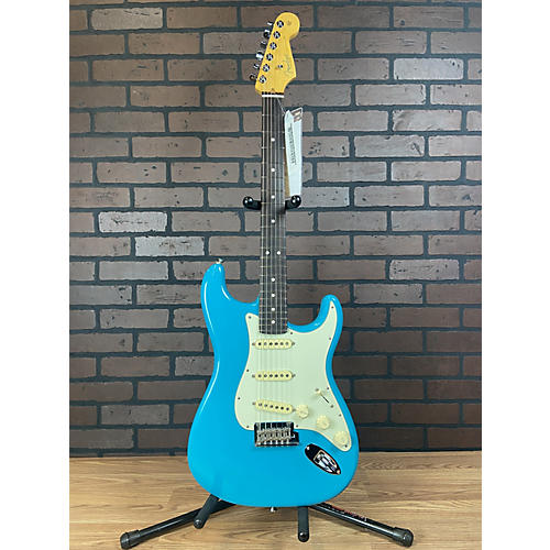 Fender 2021 American Professional II Stratocaster Solid Body Electric Guitar MIAMI BLUE