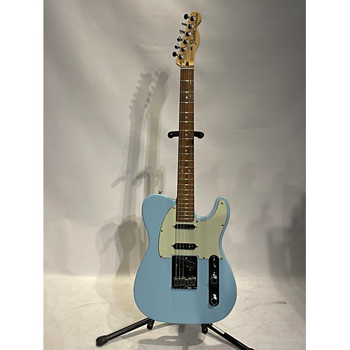 Fender 2021 Deluxe Nashville Telecaster Solid Body Electric Guitar Daphne Blue