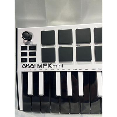 Akai Professional 2021 MPK Mini MKII MIDI Controller