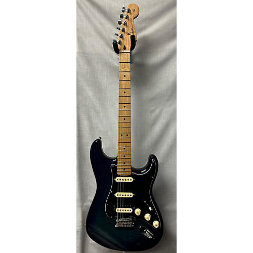 Fender 2021 Player Plus Stratocaster Plus Top HSS Solid Body Electric Guitar Blue Burst