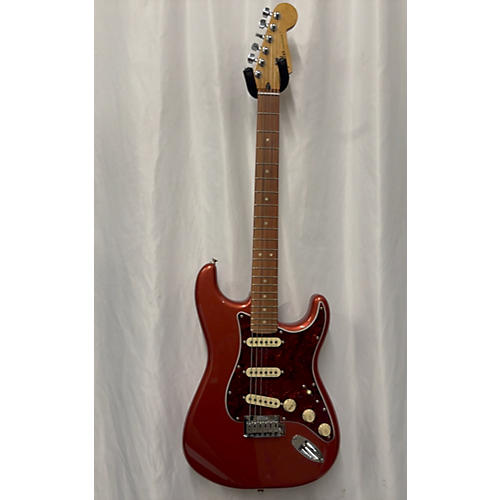 Fender 2021 Player Plus Stratocaster Solid Body Electric Guitar Candy Apple Red