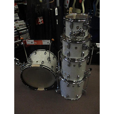 Ludwig 2022 Classic Maple Drum Kit