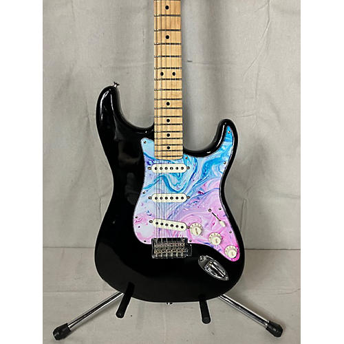 Fender 2022 Standard Stratocaster Solid Body Electric Guitar Black