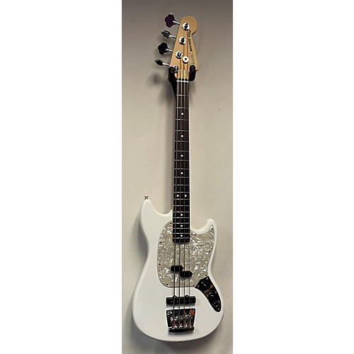 Fender 2023 American Performer Mustang Bass Electric Bass Guitar White