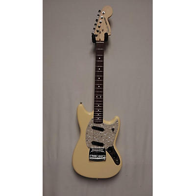 Fender 2023 American Performer Mustang Solid Body Electric Guitar